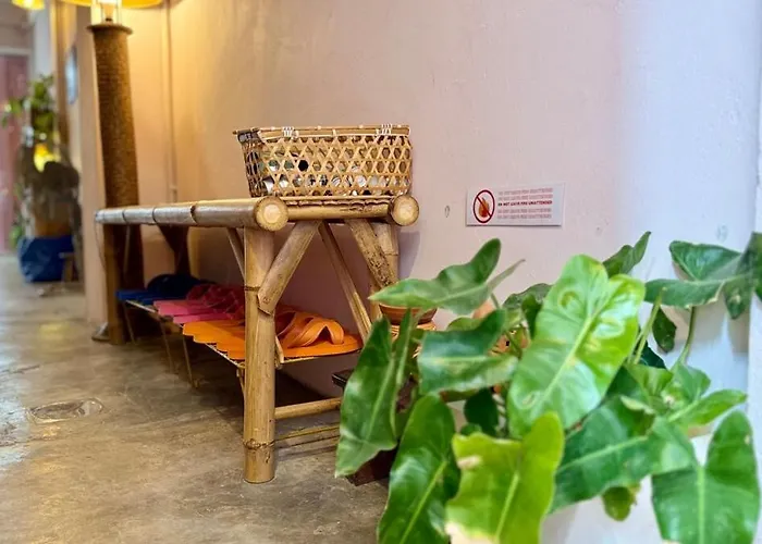 아파트 Baan Yentafo - Pink House In Talad Noi