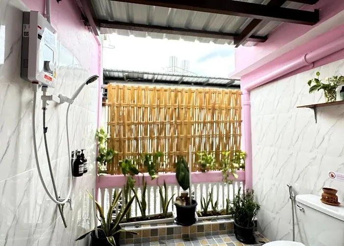 아파트 Baan Yentafo - Pink House In Talad Noi